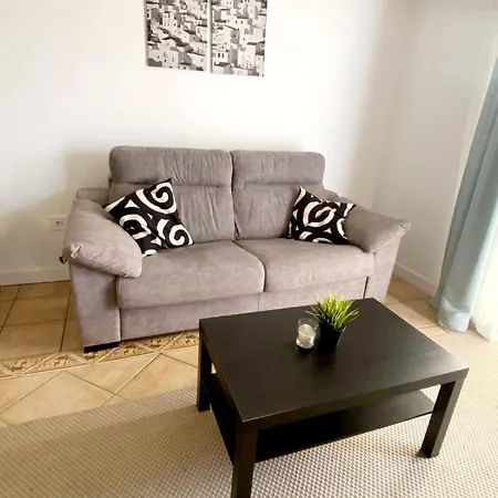 Beautiful Spacious 1 Bedroom With A Pool, Marina Palace 608 Ferienhaus Playa Paraiso (Tenerife)