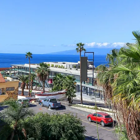 Ferienhaus Beautiful Spacious 1 Bedroom With A Pool, Marina Palace 608 Playa Paraiso (Tenerife)