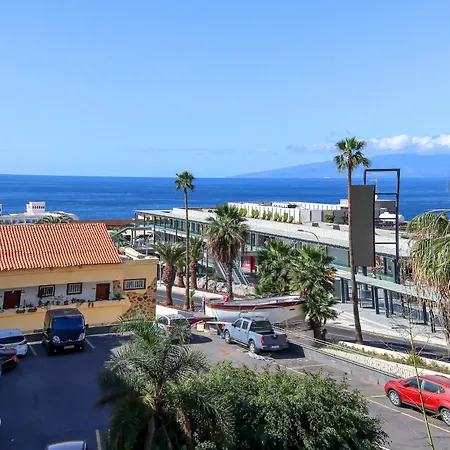 Ferienhaus Beautiful Spacious 1 Bedroom With A Pool, Marina Palace 608 Playa Paraiso (Tenerife)
