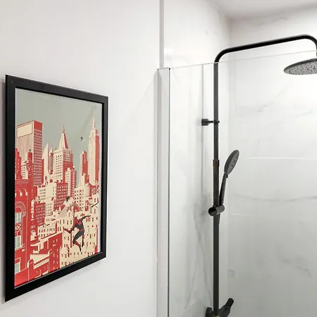 Beautiful Spacious 1 Bedroom With A Pool, Marina Palace 608 플라야 파라이소