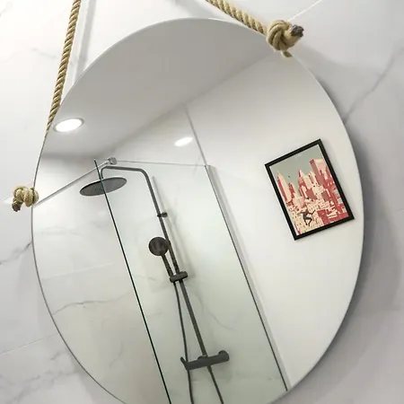 Beautiful Spacious 1 Bedroom With A Pool, Marina Palace 608 플라야 파라이소